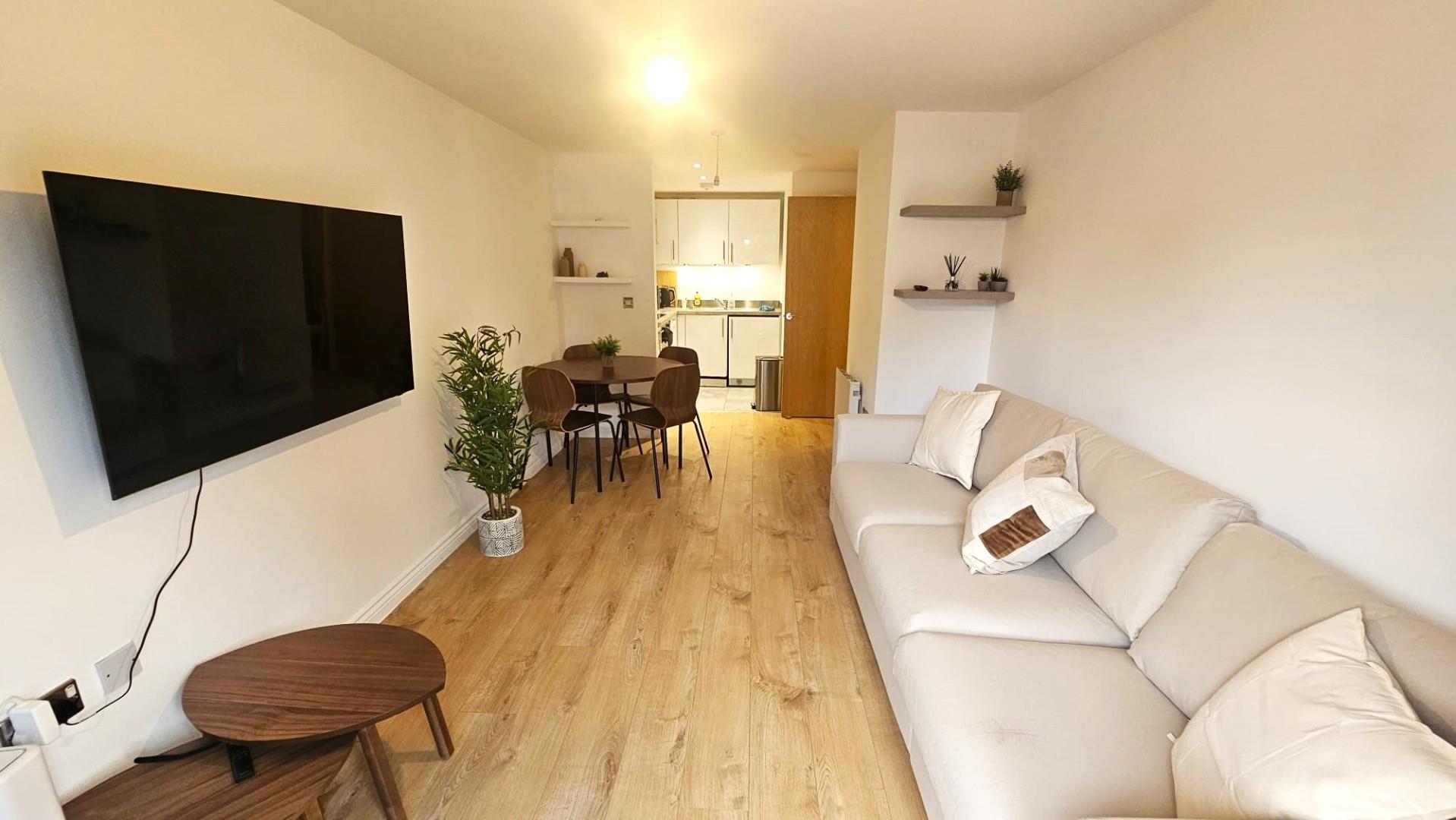 1 bed property in St. Pancras Way, London